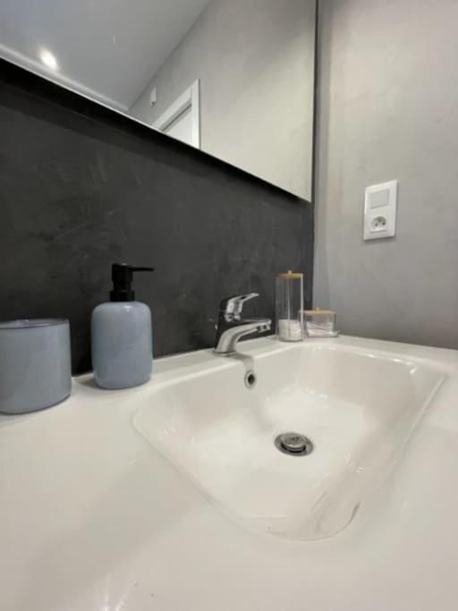 Chic'N Chill Apartment Исудун Екстериор снимка